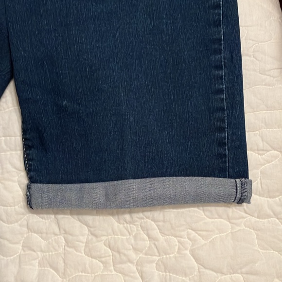 Kim Roger’s brand shorts - Picture 5 of 7